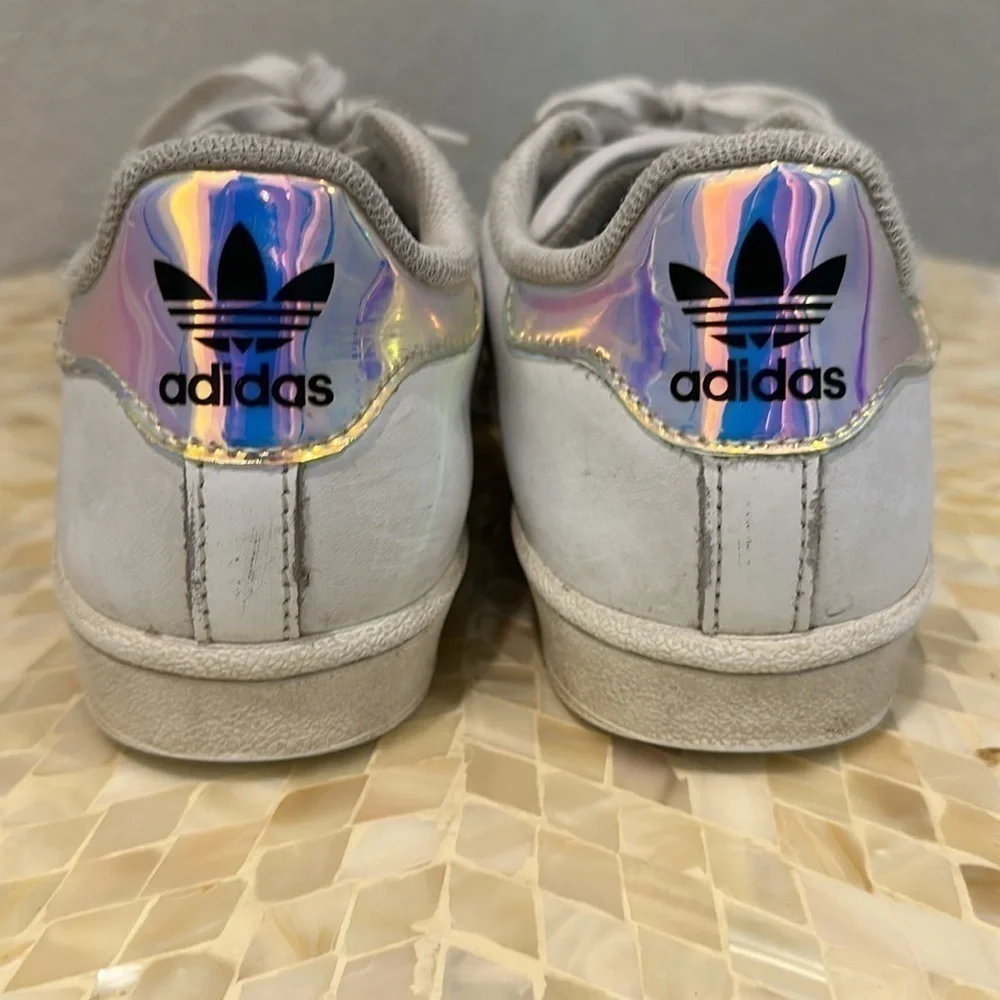 Adidas superstar sneakers girls size 4.5